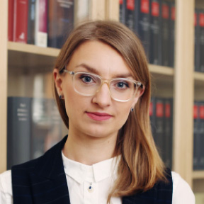 Adwokat Małgorzata Warenica-Sokoluk, portret